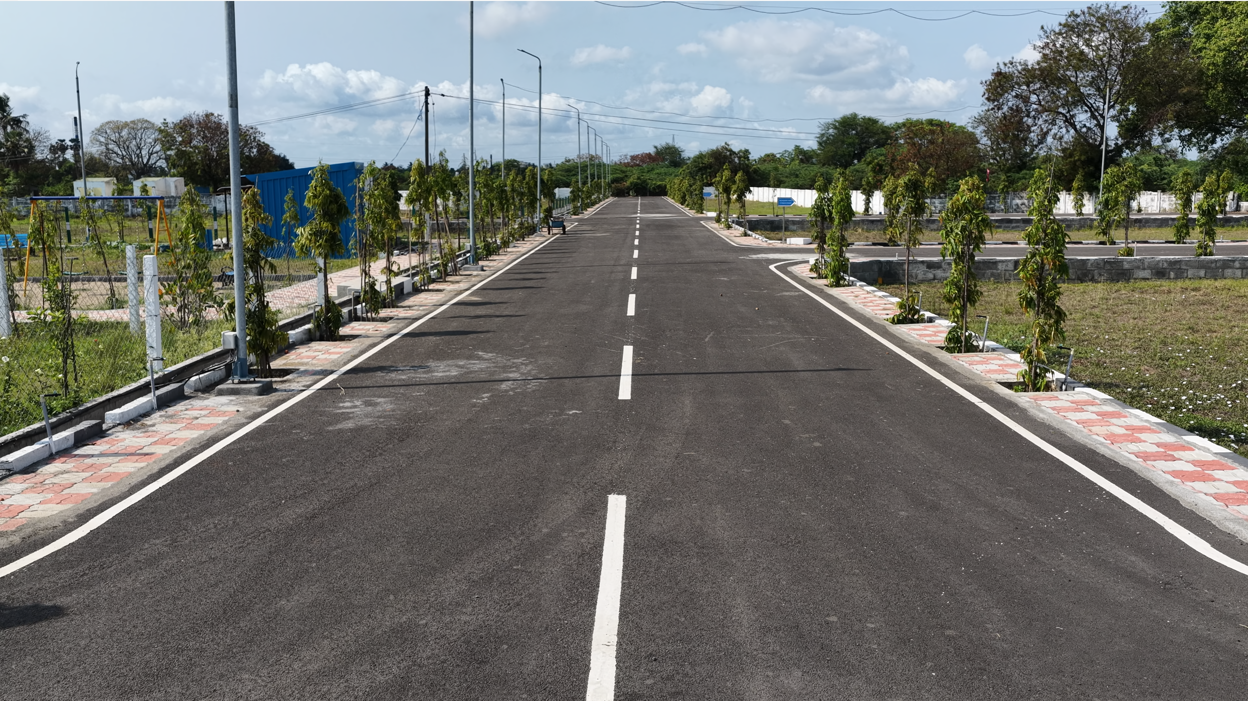 Wide internal roads